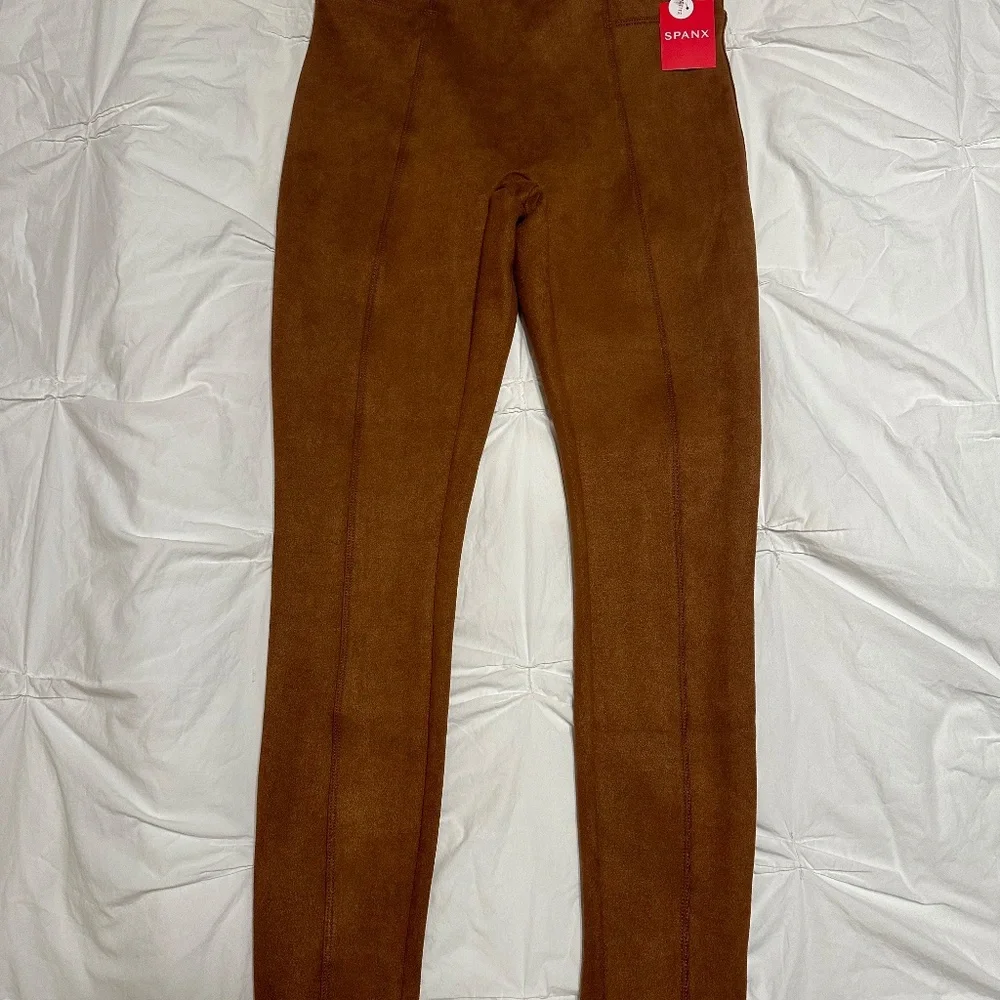 SPANX Faux Suede Leggings - Petite - Picture 3 of 4